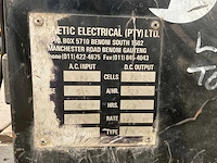 Mp9000 acculader - afbeelding 4 van  5