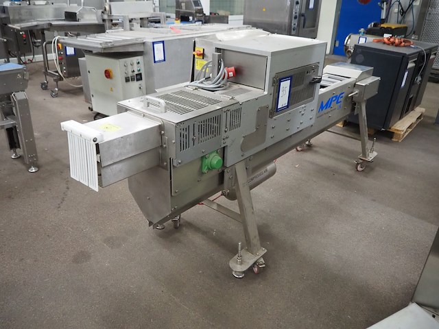 Mpe - afbeelding 1 van  16