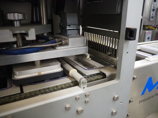 Mpe - afbeelding 15 van  16