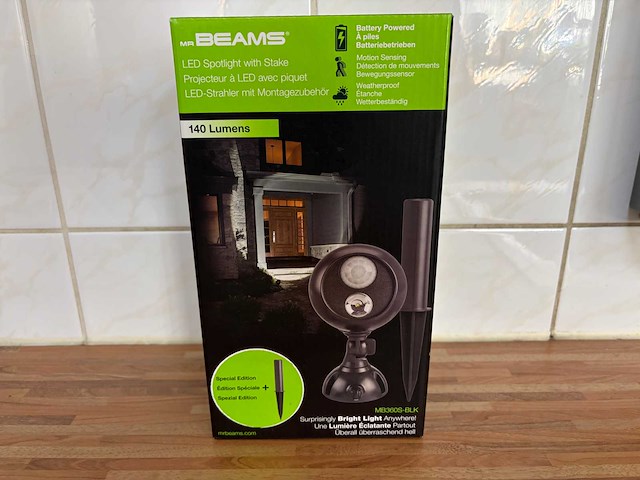 Mr beams - mb360s-blk - led spotlight met grondpen (120x) - afbeelding 1 van  6