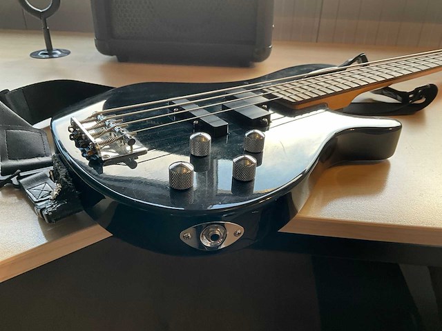 Msa - vision - basgitaar - afbeelding 4 van  7