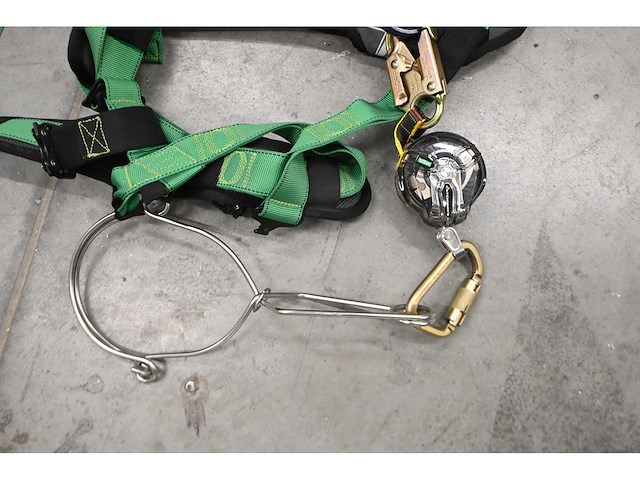 Msa latchways fit m valbeveiliging harnas - afbeelding 2 van  4