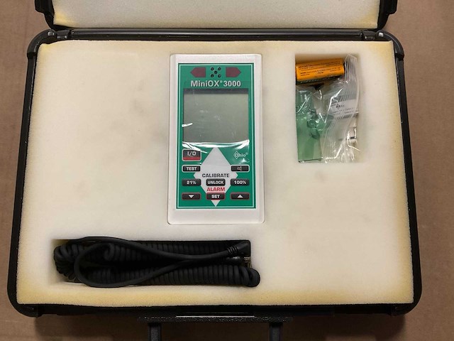 Msa miniox 3000 oxygen monitor - afbeelding 1 van  3