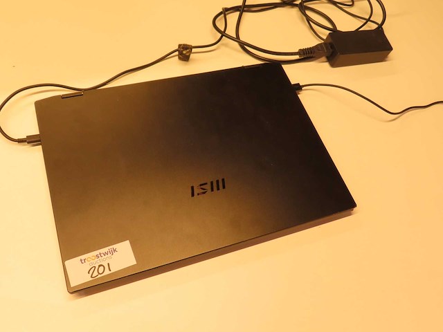 Msi - 2022 - summit e16 flip - laptop - afbeelding 5 van  5