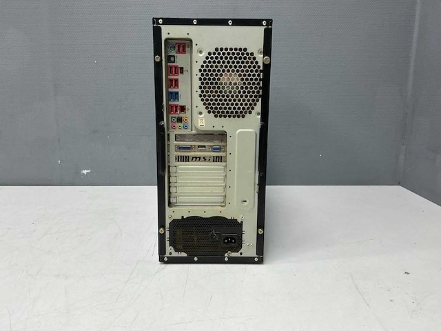 Msi antec 300 computer - afbeelding 7 van  9