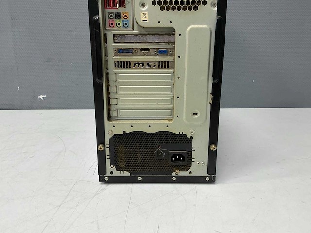 Msi antec 300 computer - afbeelding 8 van  9