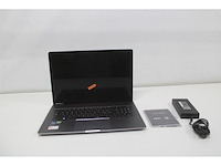 Msi creator z17 a12uhst230it 17 qhd+ 165hz notebook touchscreen i912900h nvidia qwerty lunar gray - afbeelding 5 van  6