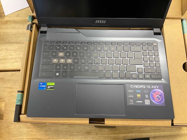 Msi cyborg 15 a12ve laptop - afbeelding 2 van  5