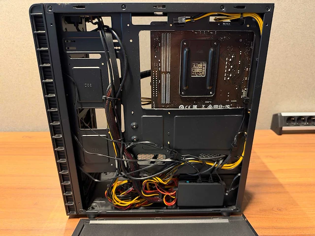 Msi gaming desktop - afbeelding 3 van  7
