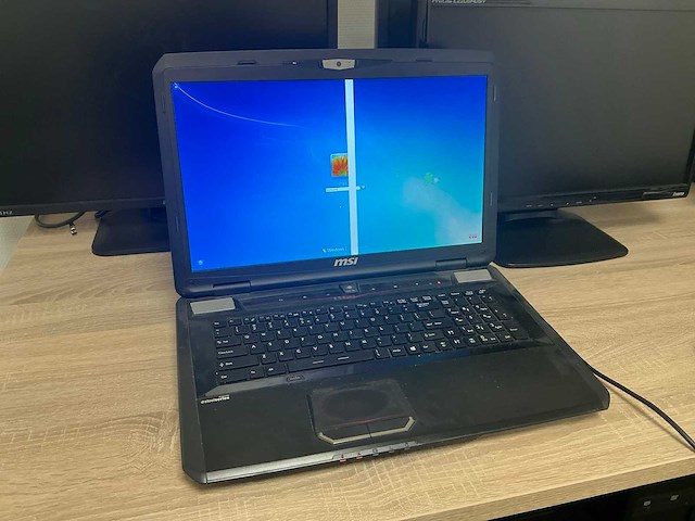 Msi laptop - afbeelding 1 van  5