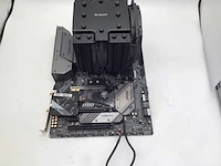 Msi mag z390 moederbord met intel i5 9th gen, be quiet cooler en wifi kaart computeronderdeel - afbeelding 3 van  6