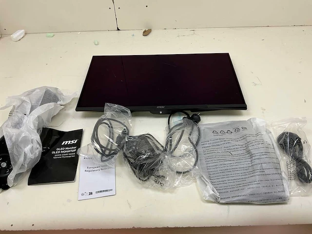 Msi oled monitor monitor - afbeelding 2 van  4