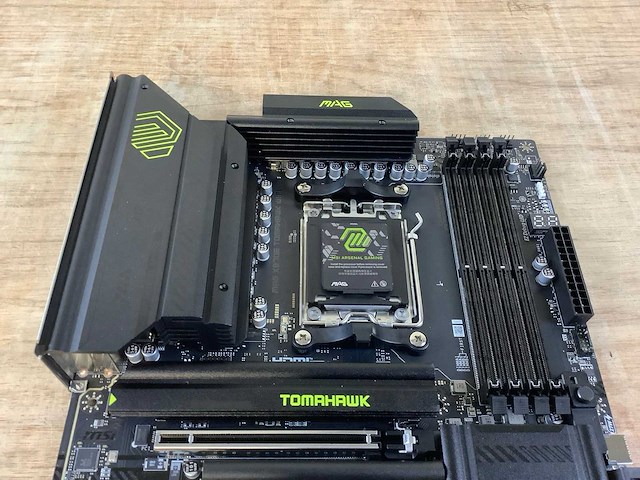 Msi x870e tomahawk wifi moederbord - afbeelding 5 van  7