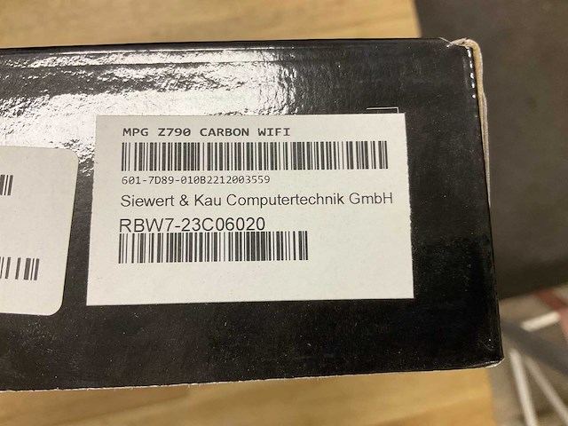 Msi z 790 carbon wifi motherboard - afbeelding 2 van  2