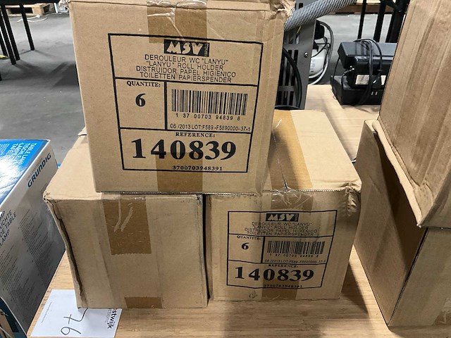 Msv orchidee rvs partij wc-rol houder - afbeelding 4 van  4