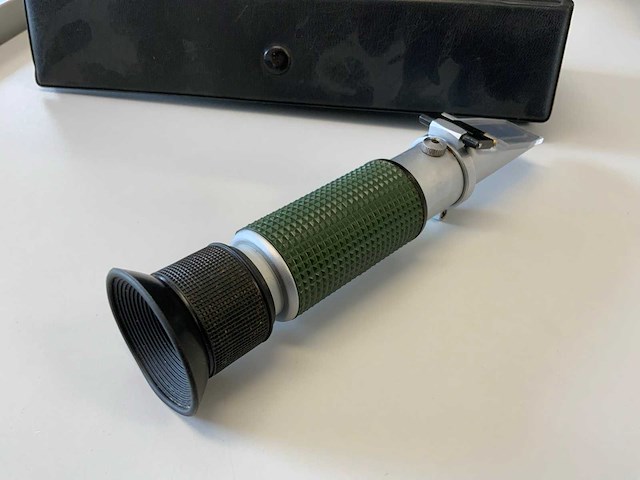 Mt-032 atc refractometer - afbeelding 3 van  5