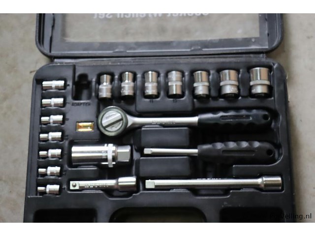 Mtc tools dopsleutelset in opbergkoffer - afbeelding 1 van  4