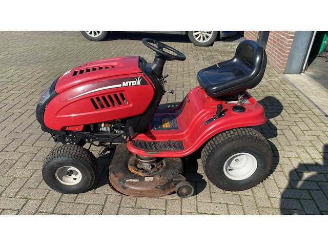 Mtd - zitmaaier - afbeelding 1 van  5