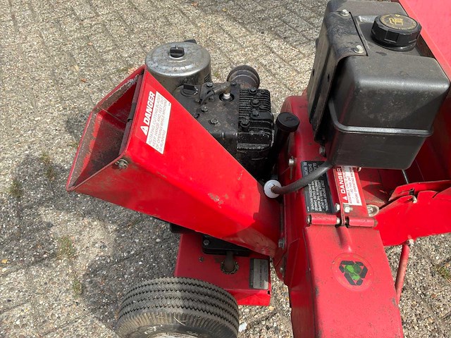 Mtd 8hp chippen tuinhakselaar - afbeelding 11 van  11