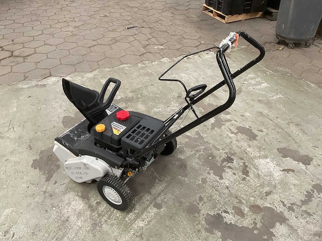 Mtd gold 21” 208cc snow blower - afbeelding 1 van  7