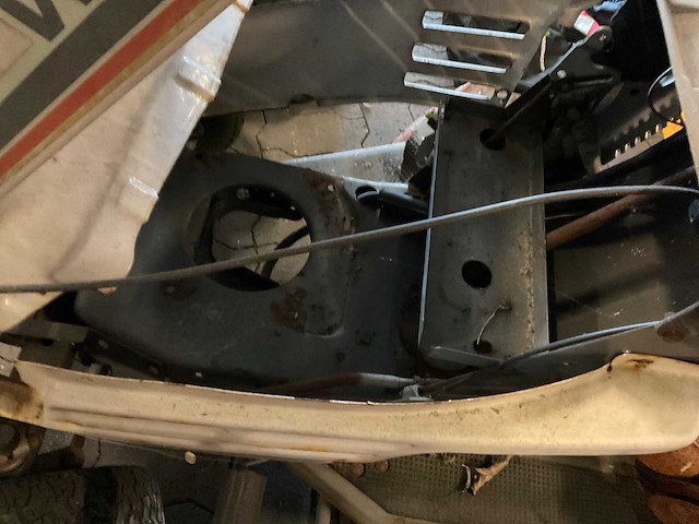 Mtd white l-130 zitmaaier - afbeelding 3 van  5