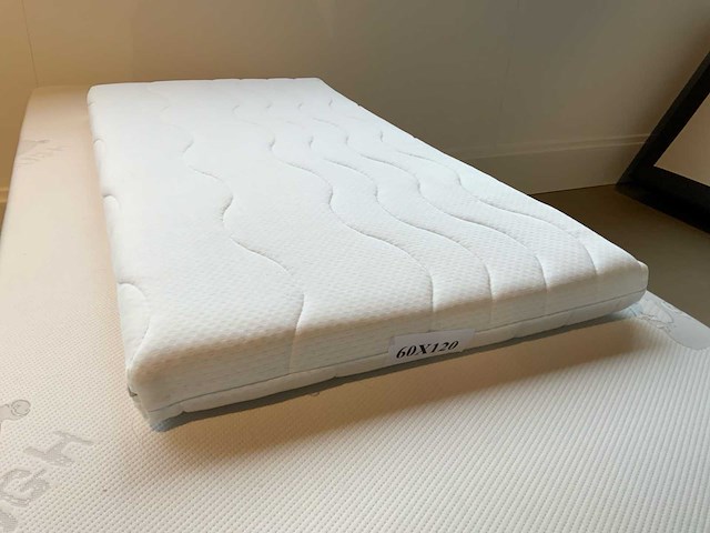 Mtf b60 x h120cm kindermatras - afbeelding 9 van  10
