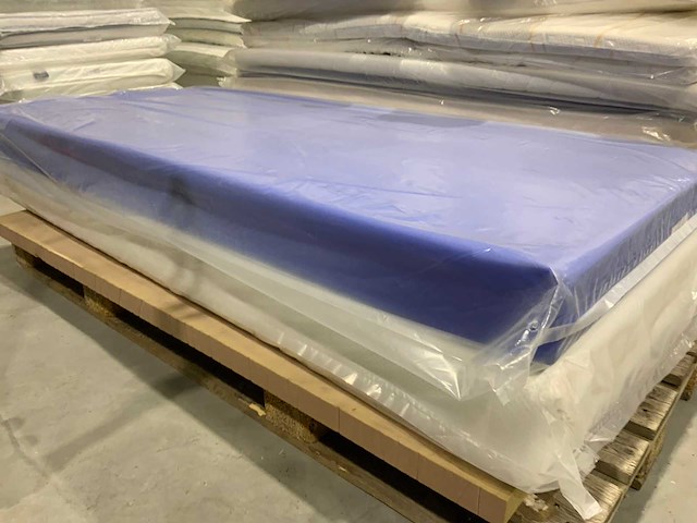 Mtf incontinentie koudschuim matras b90 x l200 cm - afbeelding 3 van  5