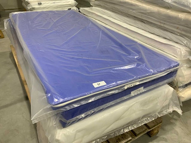 Mtf incontinentie koudschuim topper b90 x l200 cm - afbeelding 1 van  5