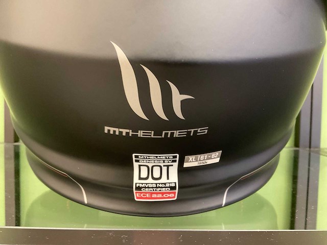 Mthelmets genesis xl helm - afbeelding 10 van  15