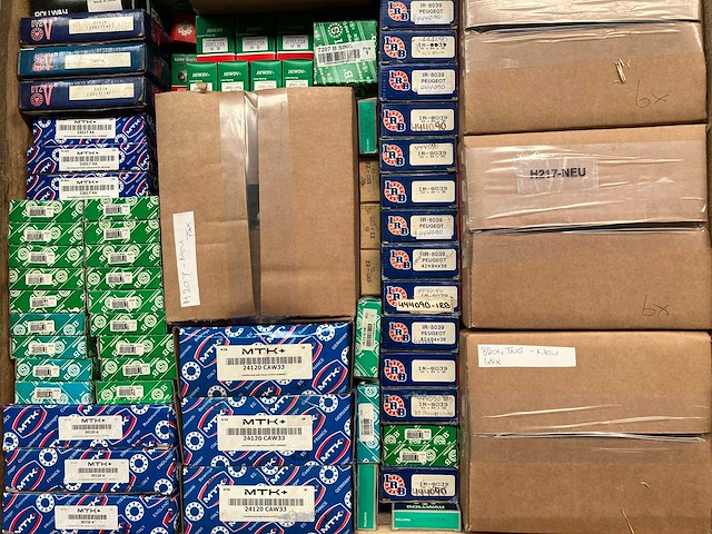 Mtk+, isb, hiwin - grote partij industriële lagers en lineaire componenten - afbeelding 7 van  11