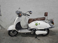 Mtl - snorscooter - e-classic - elektrische 25km uitvoering d415vx - afbeelding 1 van  8