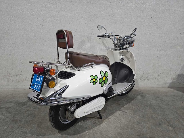 Mtl - snorscooter - e-classic - elektrische 25km uitvoering d415vx - afbeelding 5 van  8