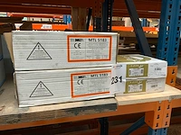 Mtl, gold overige werkplaatsinventaris (3x)