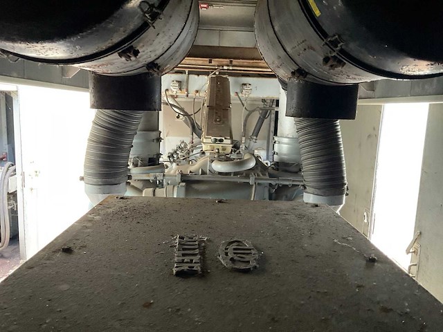 Mtu / anton piller nkt 1400-4 stroomaggregaat (1400 kva) - afbeelding 4 van  15