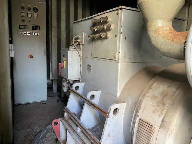 Mtu / anton piller nkt 1400-4 stroomaggregaat (1400 kva) - afbeelding 13 van  14