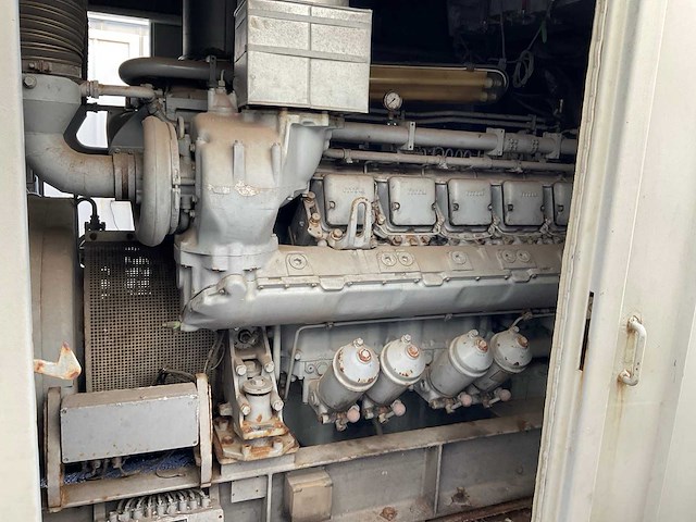 Mtu / anton piller nkt 1400-4 stroomaggregaat (1400 kva) - afbeelding 19 van  21