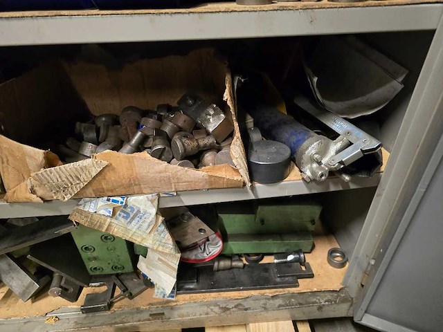 Mubea - klh 700 / 760 - ponsmachine - afbeelding 2 van  12