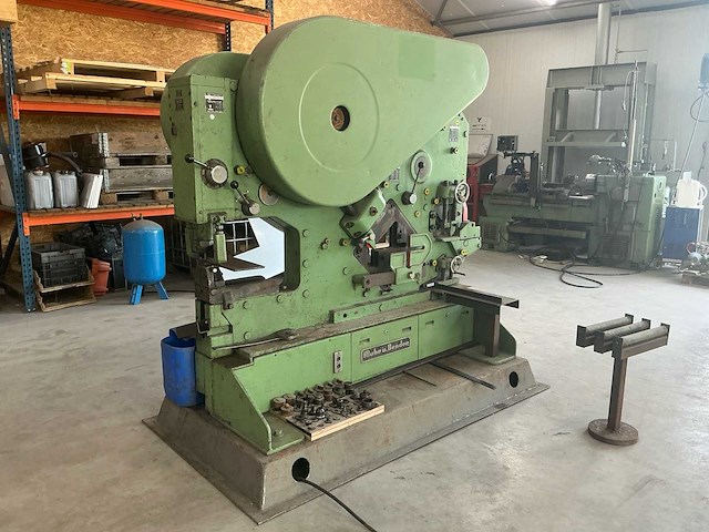Mubea 137/17570/18 ponsmachine - afbeelding 1 van  27
