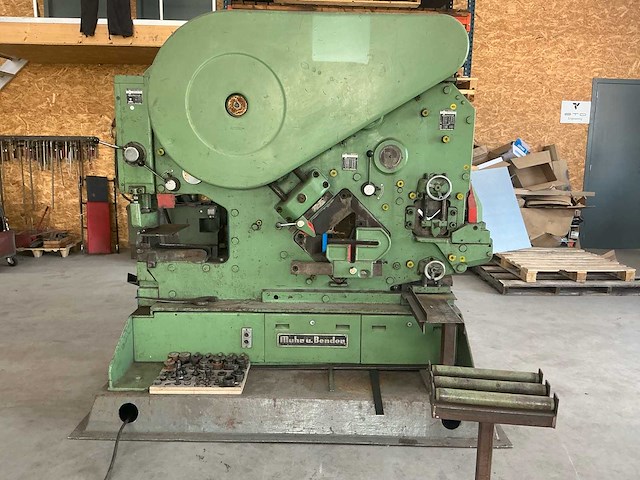 Mubea 137/17570/18 ponsmachine - afbeelding 12 van  27