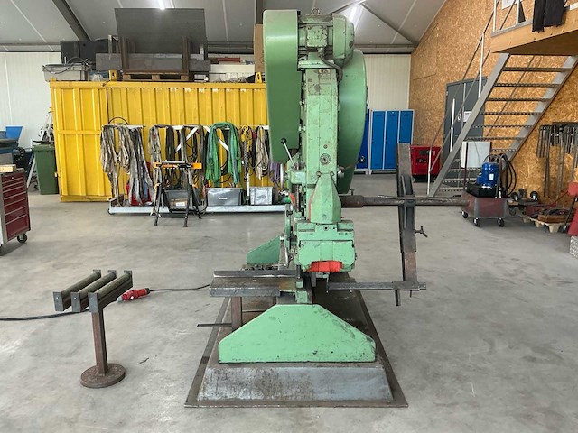 Mubea 137/17570/18 ponsmachine - afbeelding 22 van  27