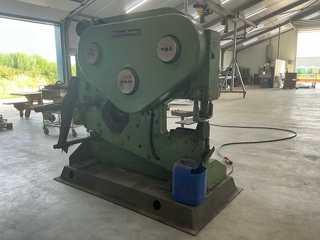Mubea 137/17570/18 ponsmachine - afbeelding 24 van  27
