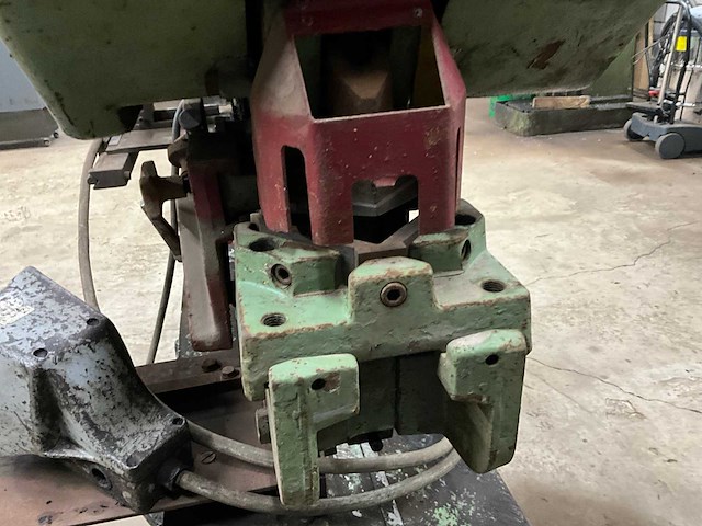 Mubea bfl35 pons- en knipmachine - afbeelding 9 van  11