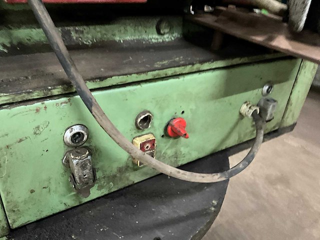 Mubea bfl35 pons- en knipmachine - afbeelding 10 van  11