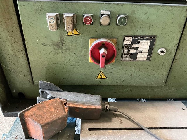 Mubea klh 300/610 ponsmachine - afbeelding 9 van  11