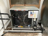 Mueller melkkoeltank 9100 ltr. met koelinstallatie - afbeelding 17 van  18