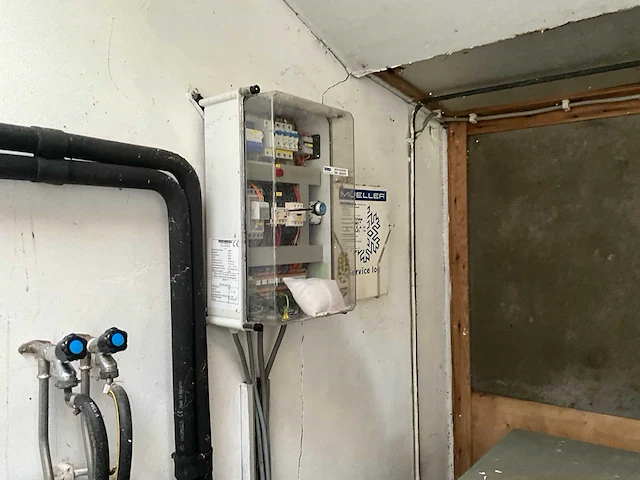 Mueller melkkoeltank 9100 ltr. met koelinstallatie - afbeelding 18 van  18