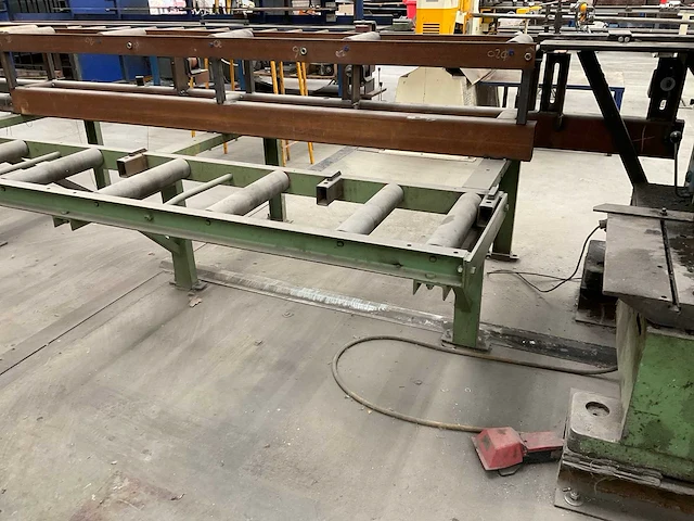 Muhr und bender kls1100 profielstaalschaar en ponsmachine - afbeelding 15 van  25