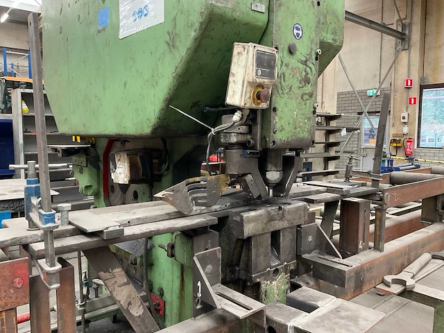 Muhr und bender kls1100 profielstaalschaar en ponsmachine - afbeelding 3 van  25