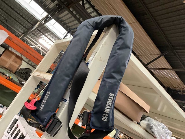 Mullion stream 150 reddingsvest - afbeelding 2 van  3