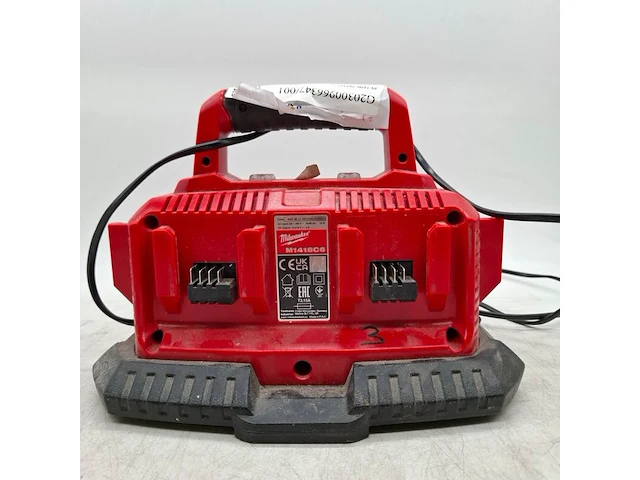 Multi acculader, milwaukee, m1418c6 - afbeelding 2 van  3